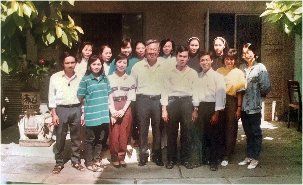 cha-hai-va-giao-ly-vien